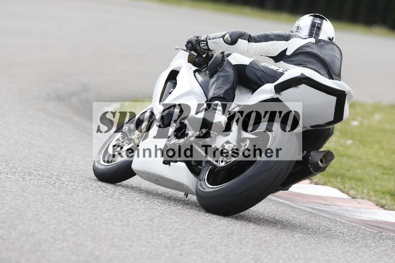 Archiv-2025/09 22.04.2025 Cornu Master School ADR/rot-rouge/10